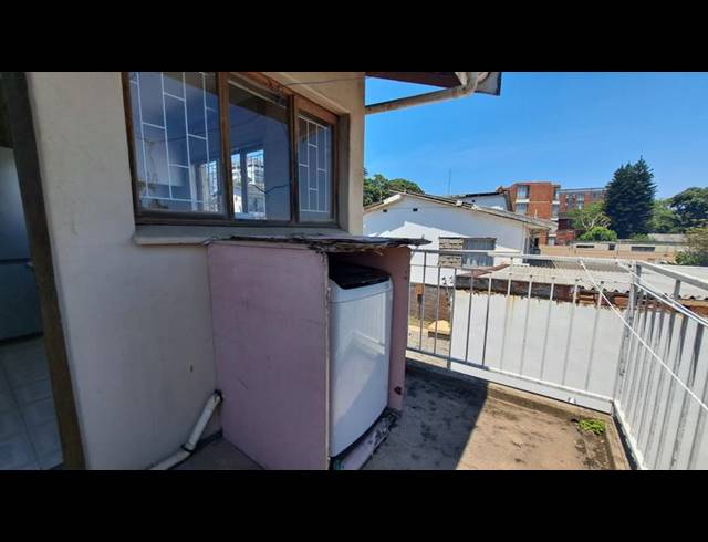 3 BEDROOM PROPERTY TO RENT IN OVERPORT